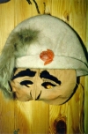 mask04_s.jpg (16317 bytes)