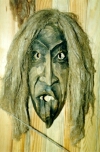 mask07_s.jpg (16916 bytes)
