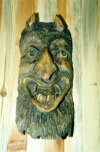 mask10_s.jpg (16240 bytes)
